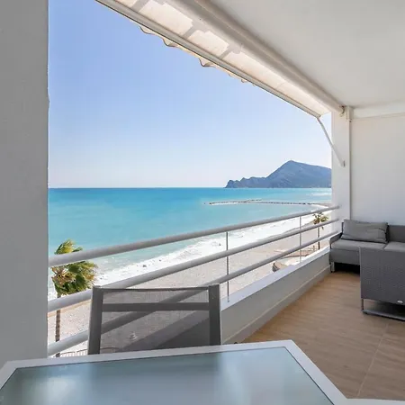 Lovely Beachfront Apartment With Panoramic Views Altea Exterior foto