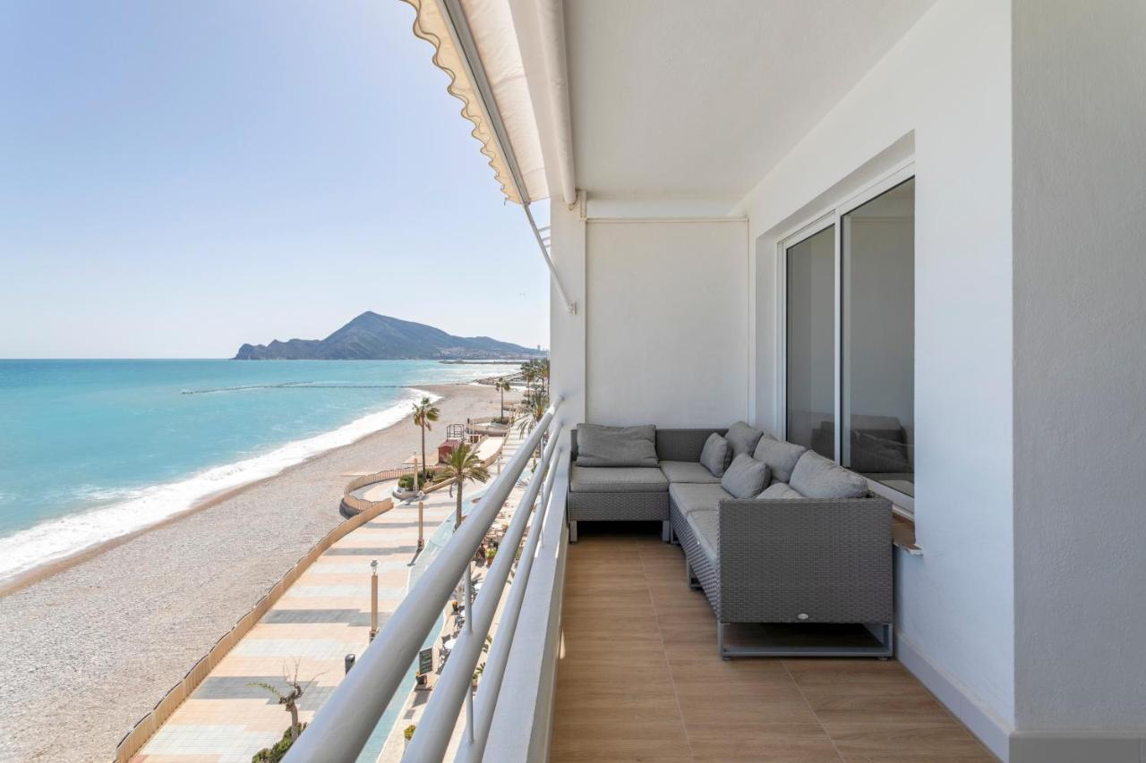 Lovely Beachfront With Panoramic Views Apartment Altea